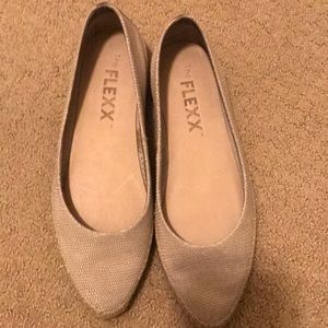 The flexx women shoes size 7.5